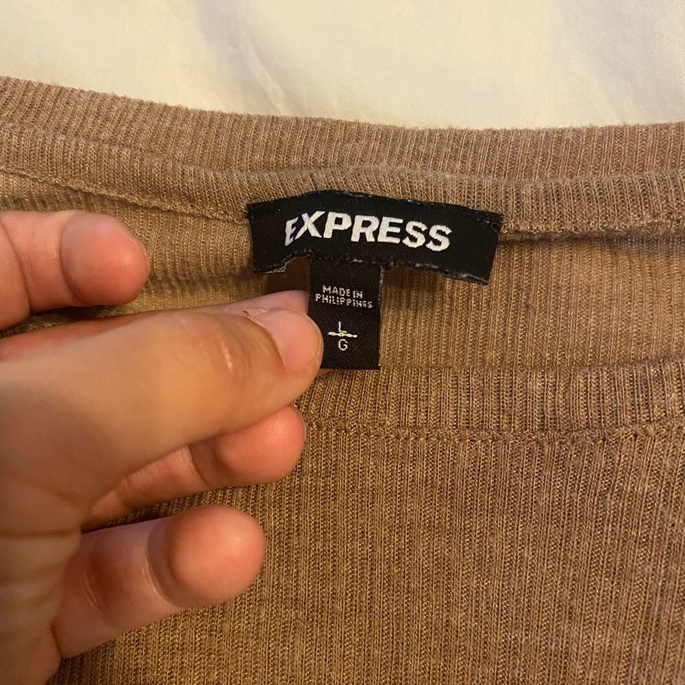 Neutral Express Top - Picture 3 of 4